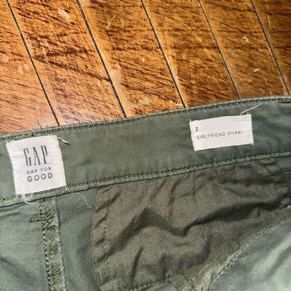 Gap girlfriend khaki size 2 minimalist classic pants - Picture 2 of 3